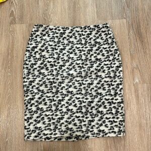 Ann Taylor pencil petite skirt, wool, size 10P, gently used